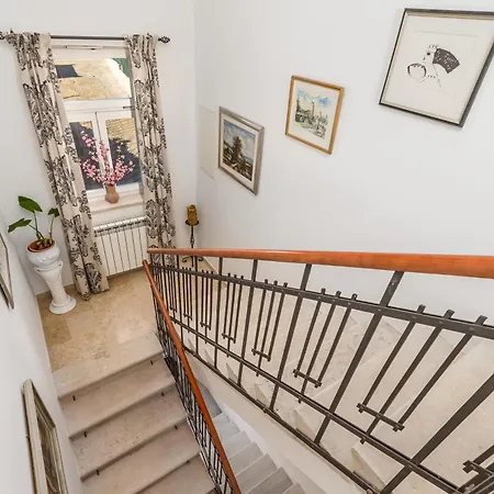 Charmante Vilma In Holiday home