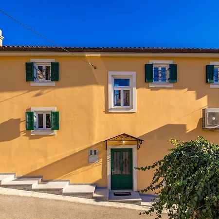 Charmante Vilma In Holiday home Opatija